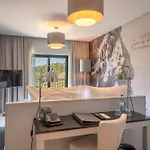 Hotel Gale Collection 4*