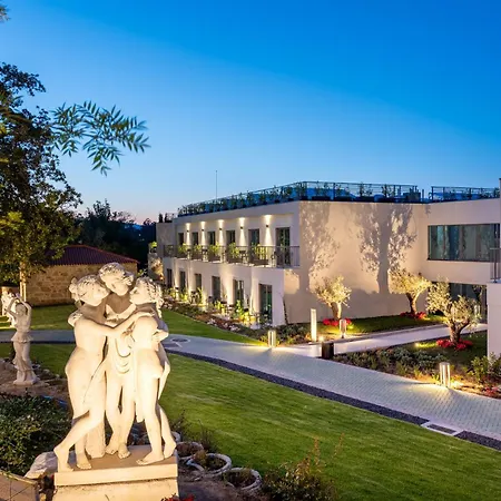 Hotel Gale Collection 4*